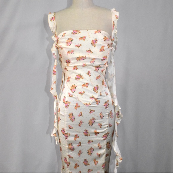 Nana Jacqueline Dresses & Skirts - Nana Jacquline Caroline Dress (Floral), Size M